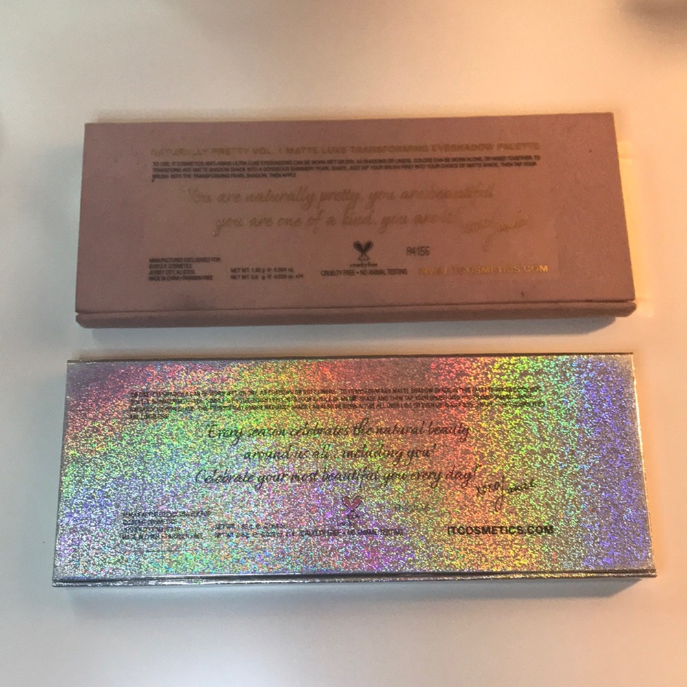 It Cosmetics eyeshadow palette bundle(gently used) - Picture 4 of 4